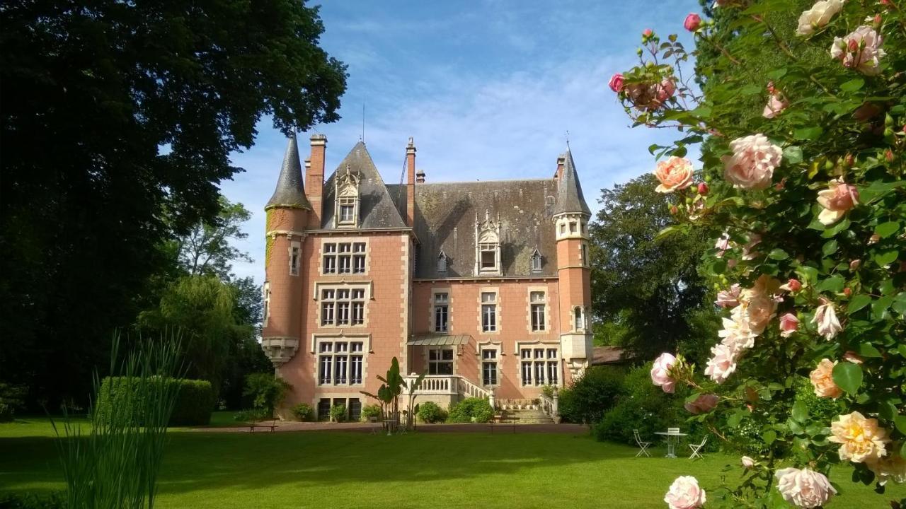 Chateau De La Vernede, La Grande Vernede Saint-Rémy-de-Chargnat Buitenkant foto